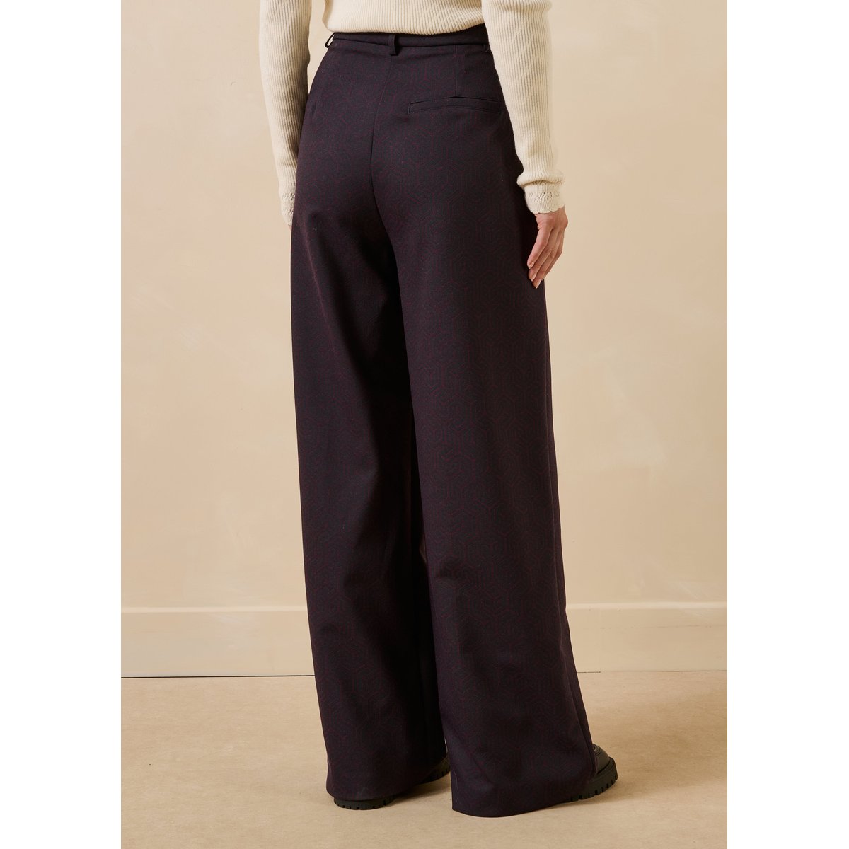 Pantalon droit en jacquard aubergine/encre, LA FEE MARABOUTEE