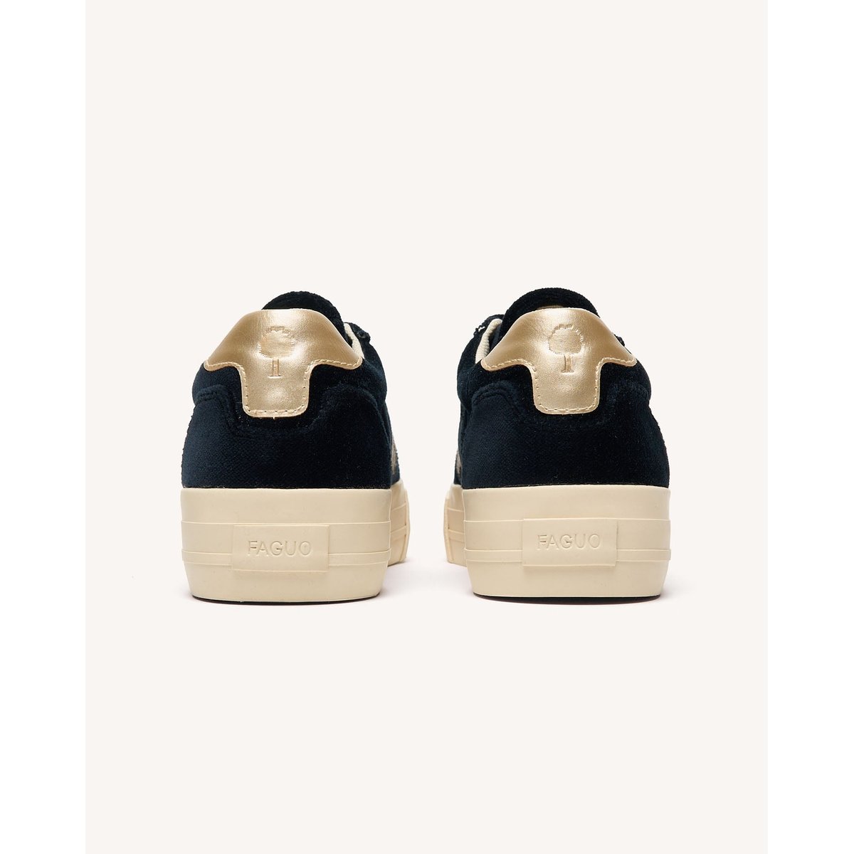 Tennis basses plateforme en velours noir, FAGUO
