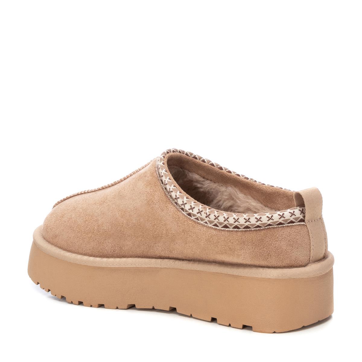 Pantoufle Australien Plaine Décontractée beige, XTI