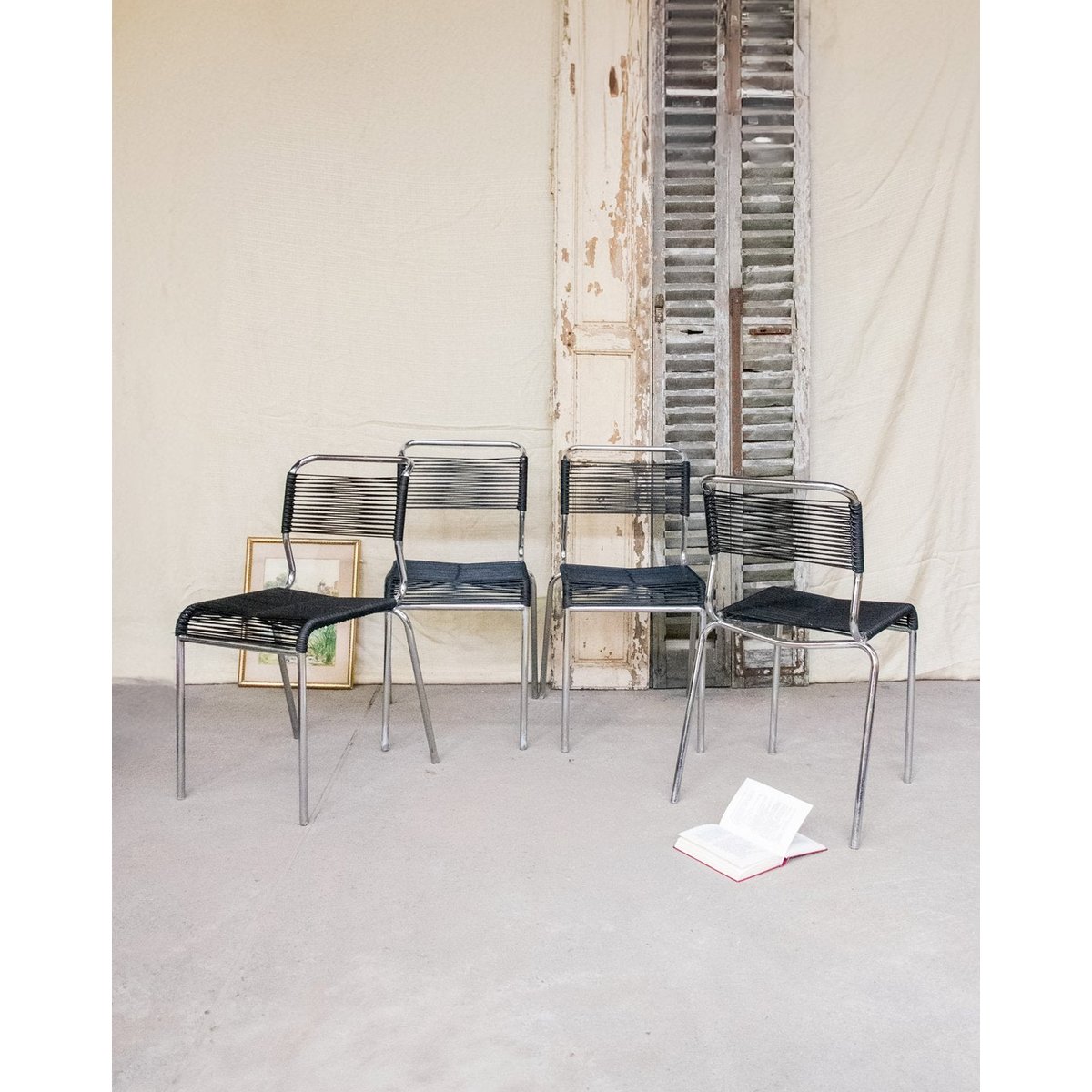 Lot de 4 chaises en métal Alma N°1094 - Bon état métal, DEBONGOUT