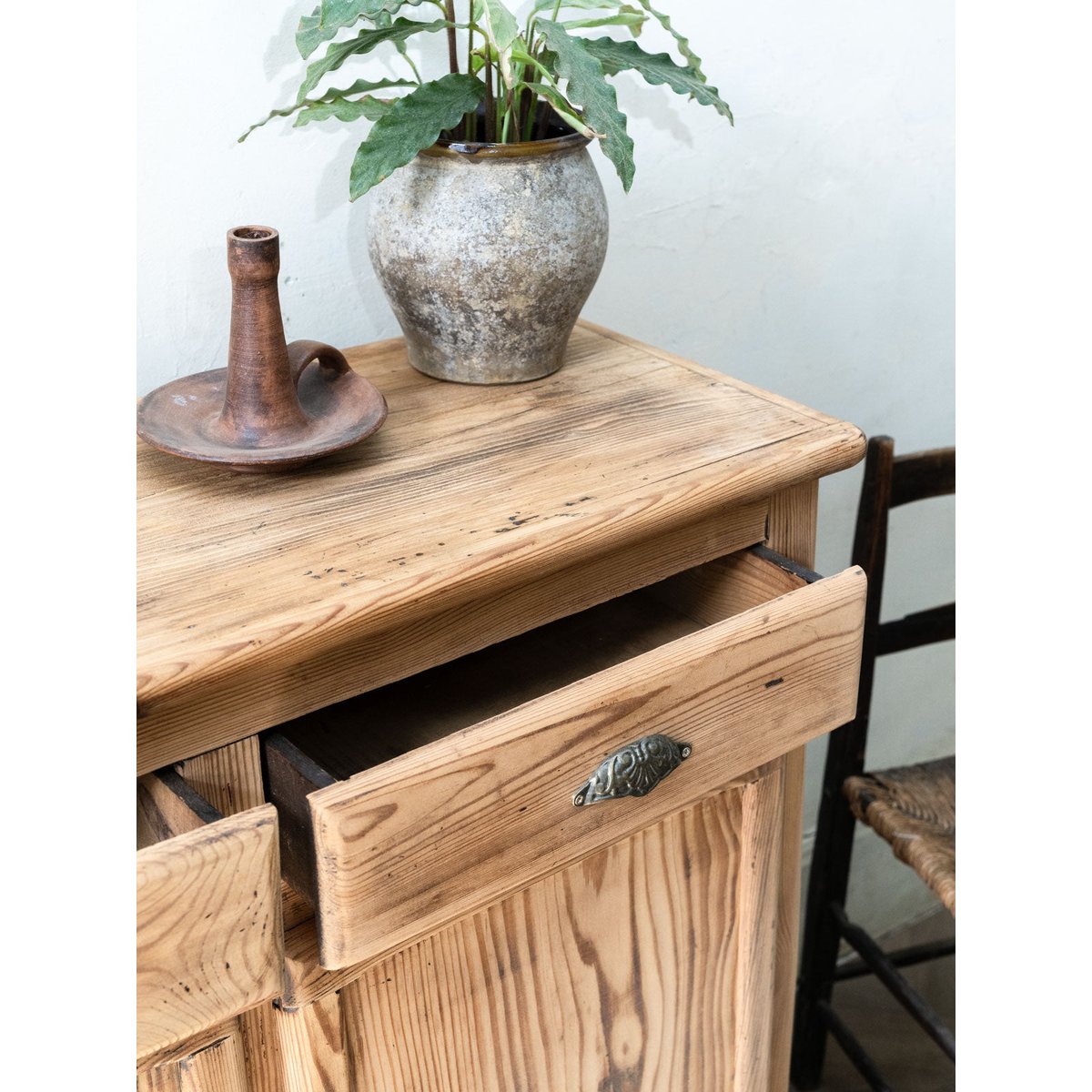 Buffet en bois ancien style campagne Gilbert N°1806 - Bon état bois clair, DEBONGOUT