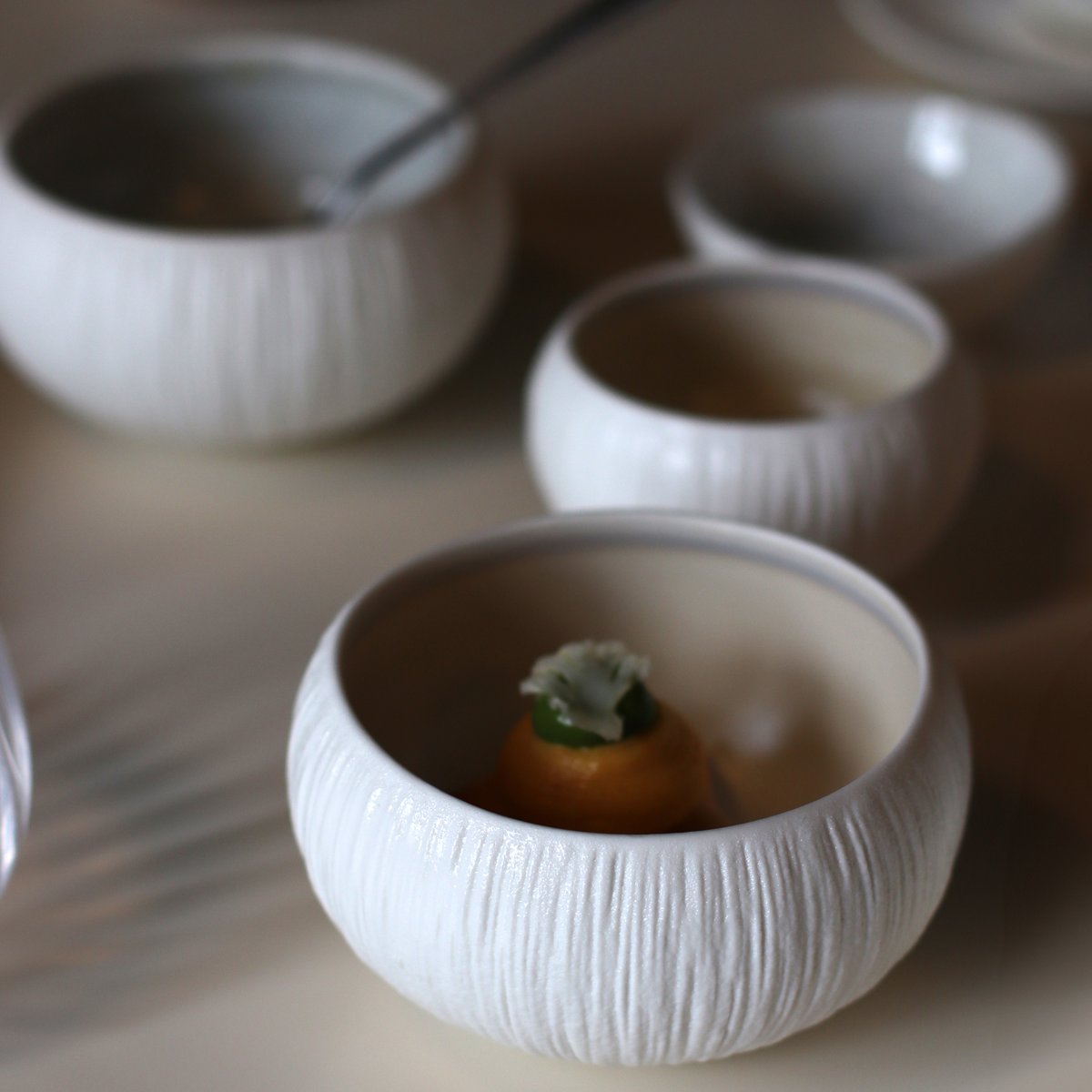 Lot de 6 bols en porcelaine 10cm, URUS beige-blanc, OGO LIVING