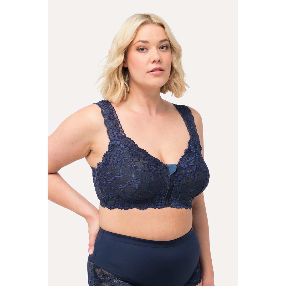 Bralette sans armatures. Fermeture zippée bleu nuit, ULLA POPKEN
