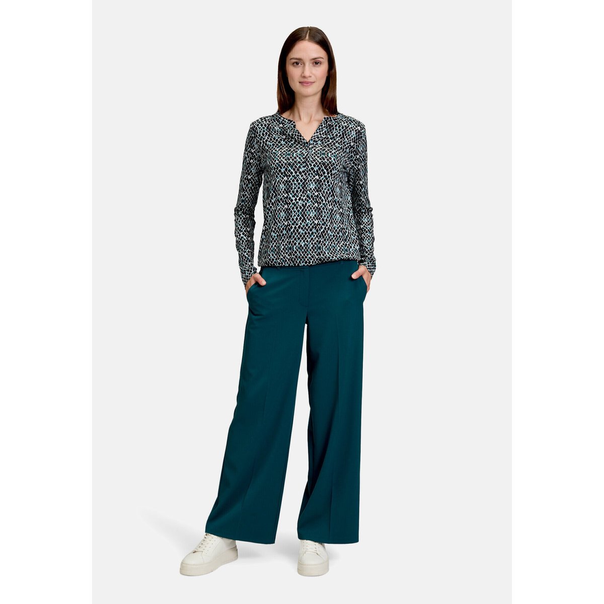 Haut casual à patte de fermeture invisible mint/black, BETTY & CO