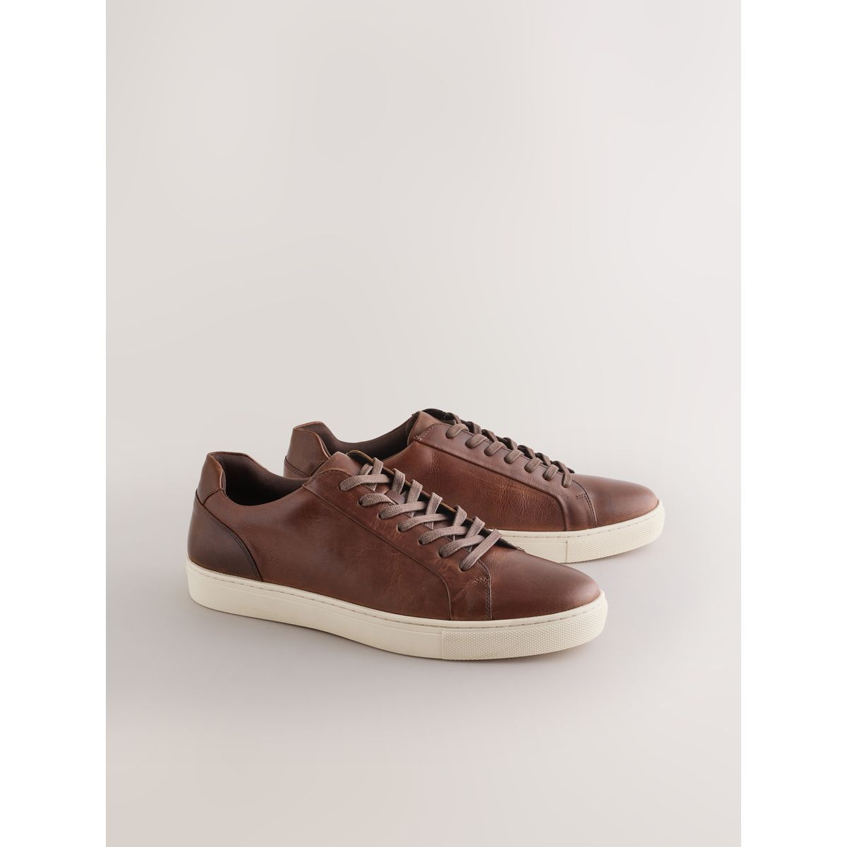 Baskets en cuir pointure large chic et casual marron fauve, NEXT