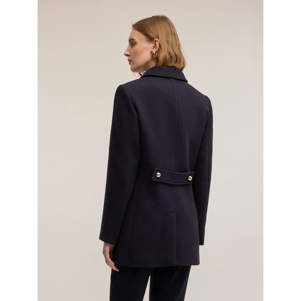 Manteau croisé en drap bleu, MOTIVI