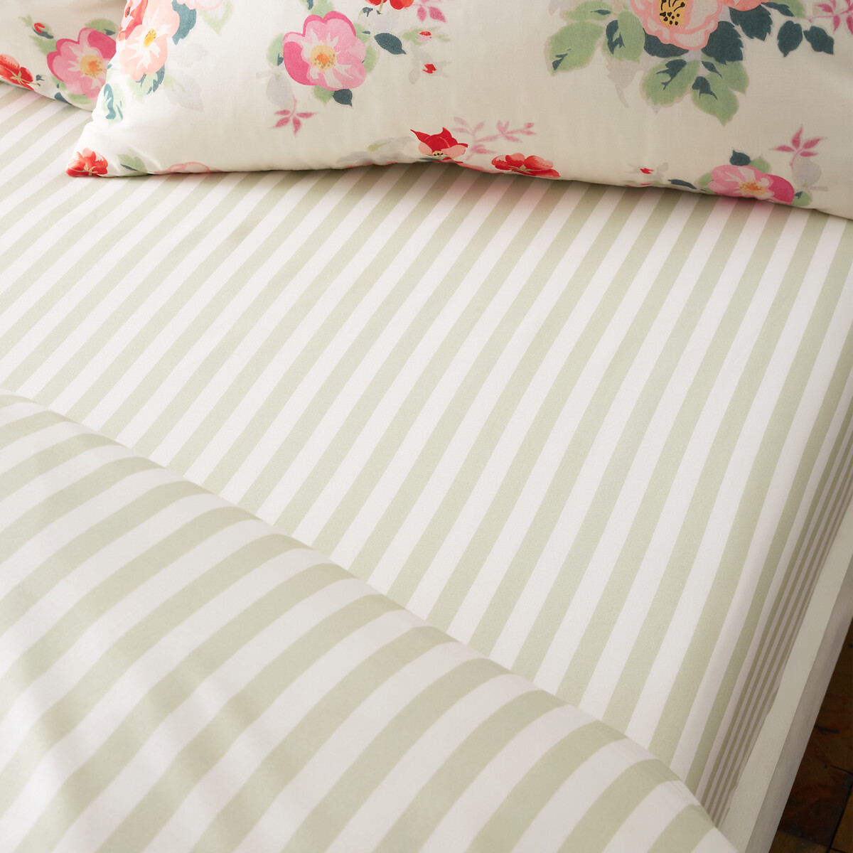 Stripe Cotton Fitted Sheet green, CATH KIDSTON