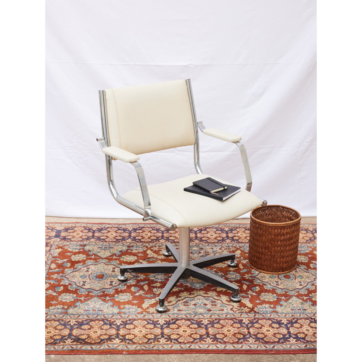 Fauteuil pivotant vintage Jakob N°1306 - Bon état argenté, DEBONGOUT