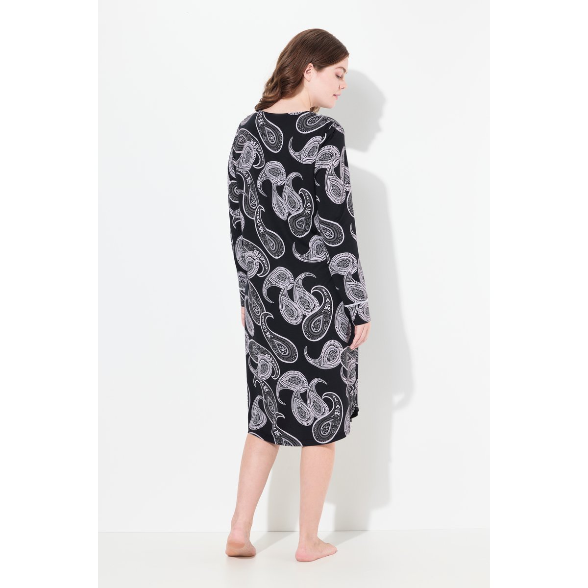 Chemise de nuit à motif cachemire noir, ULLA POPKEN
