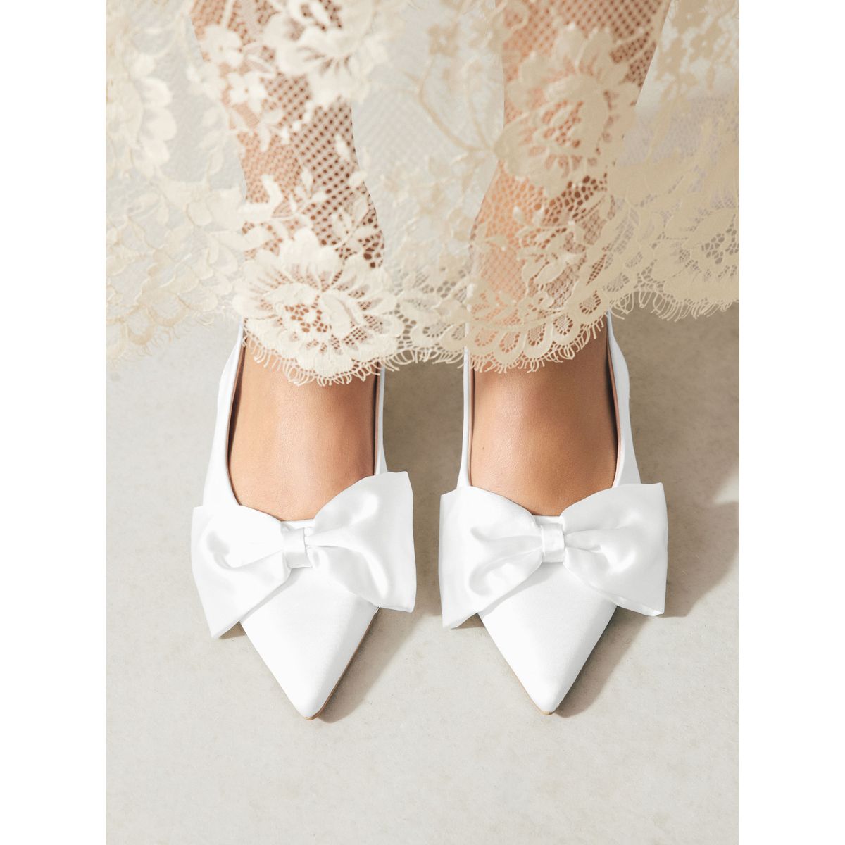 Escarpins avec nœud en satin forever comfort® blanc, NEXT