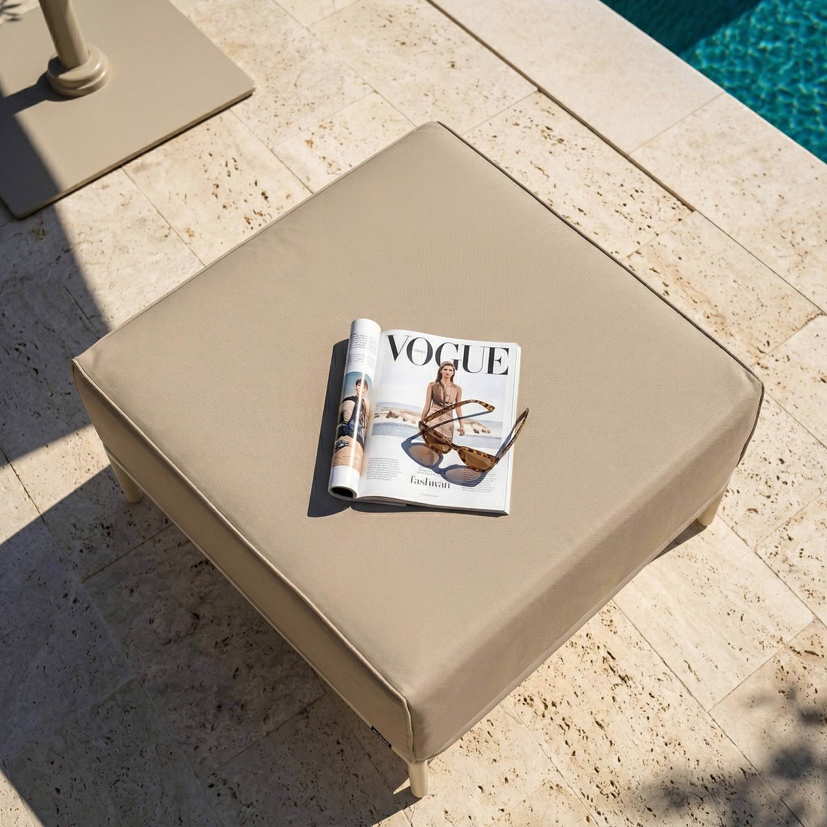 Pouf pour salon de jardin modulable, PATIO beige, OVIALA