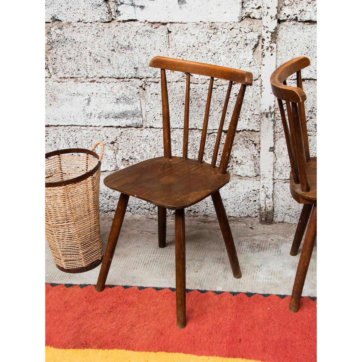 Paire de chaises en bois Alma N°731 - Bon état bois, DEBONGOUT