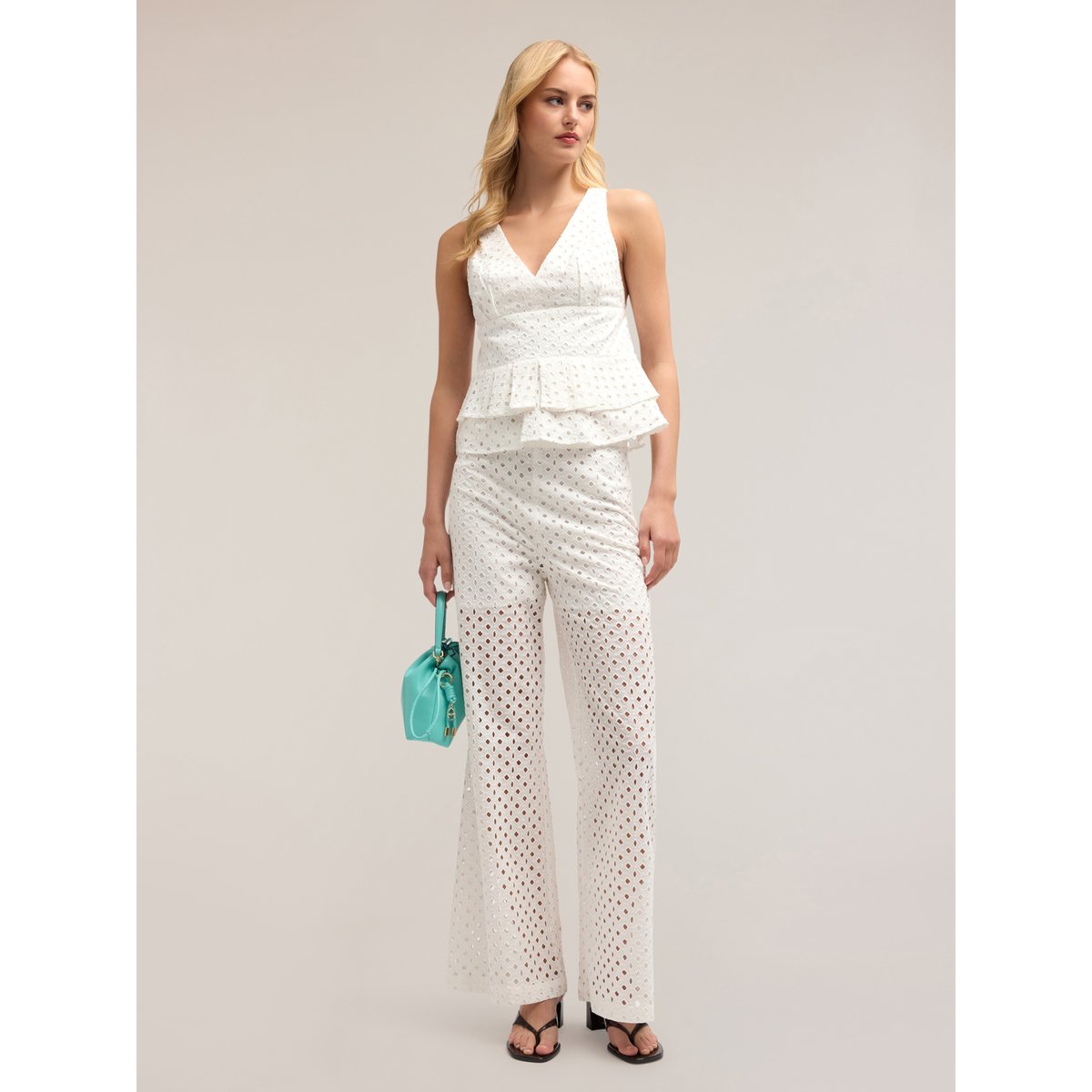 Pantalon large en broderie anglaise blanc, MOTIVI
