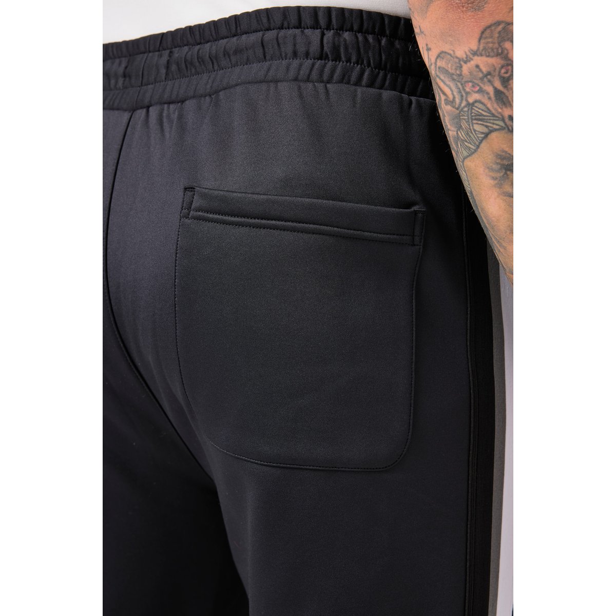 Pantalon de survêtement FLEXNAMIC® noir, JP1880