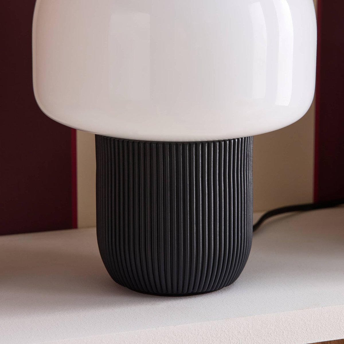 Lampe de table intérieur résine et PVC Ø18cm SANO noir, SWEEEK
