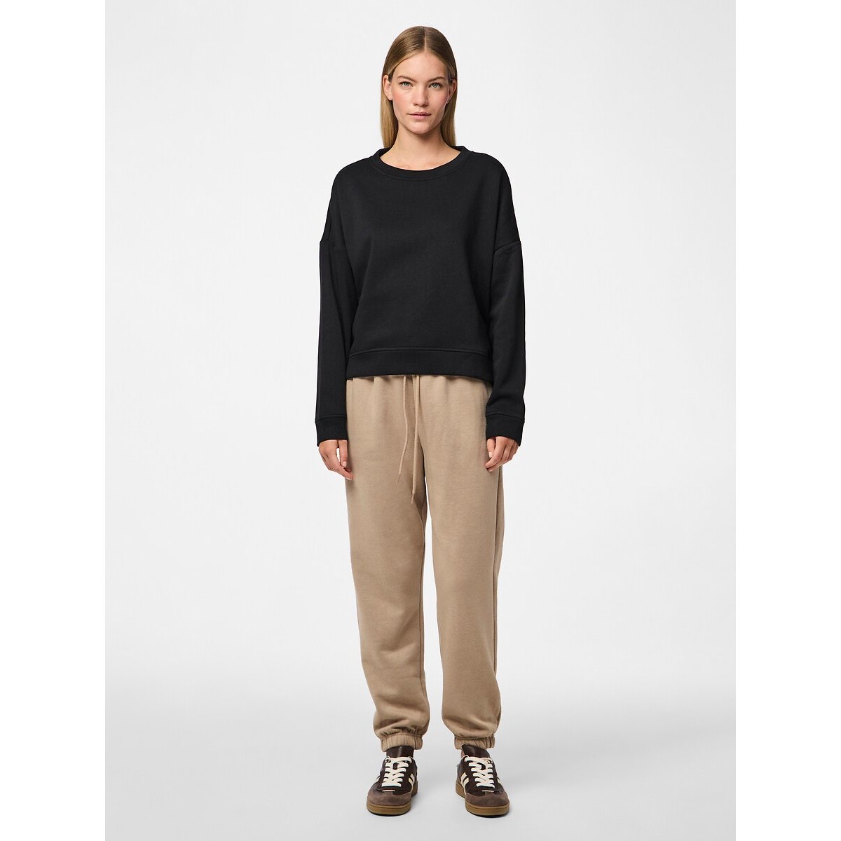 Crew Neck Sweatshirt black, PIECES