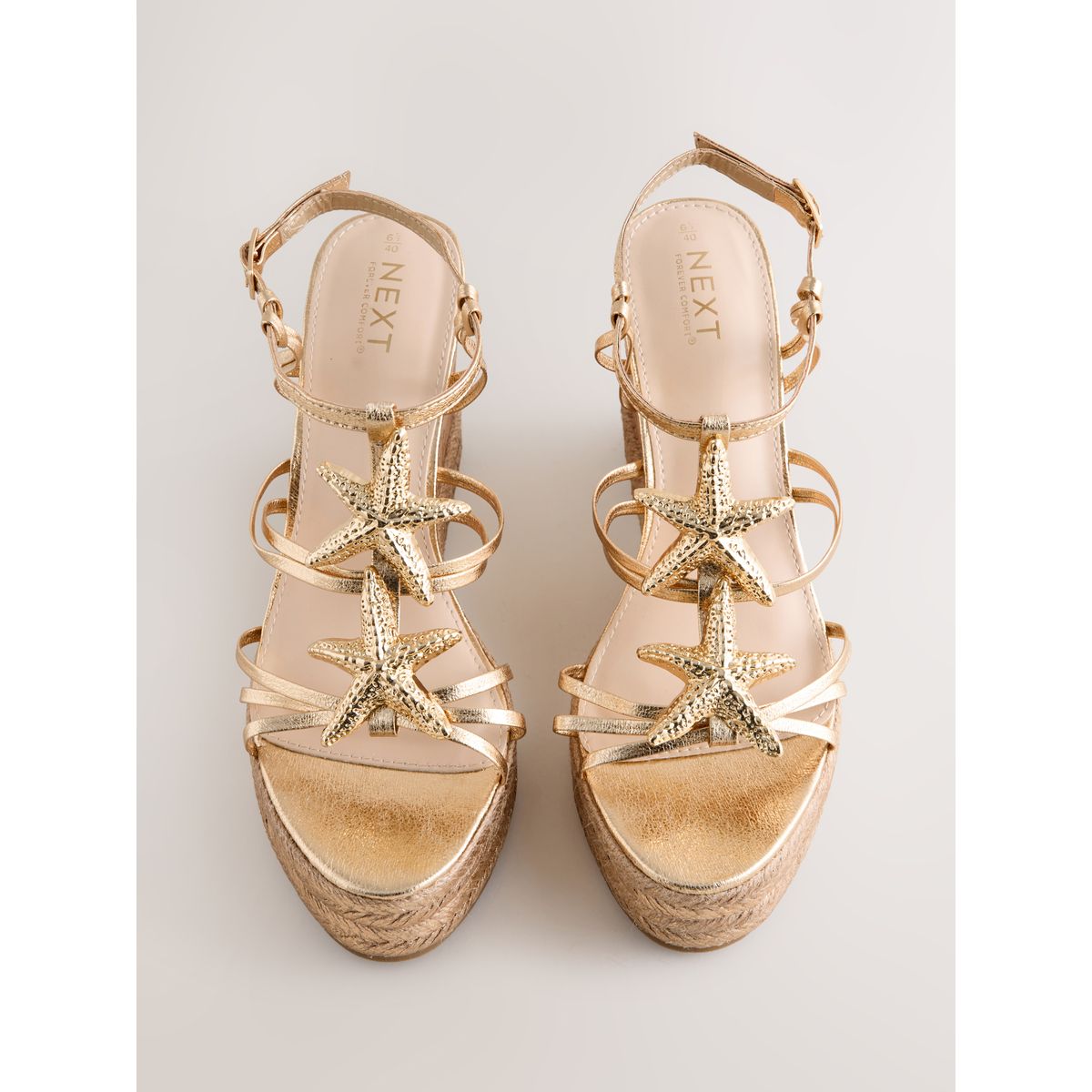 Chaussures compensées breloque étoile de mer doré, NEXT