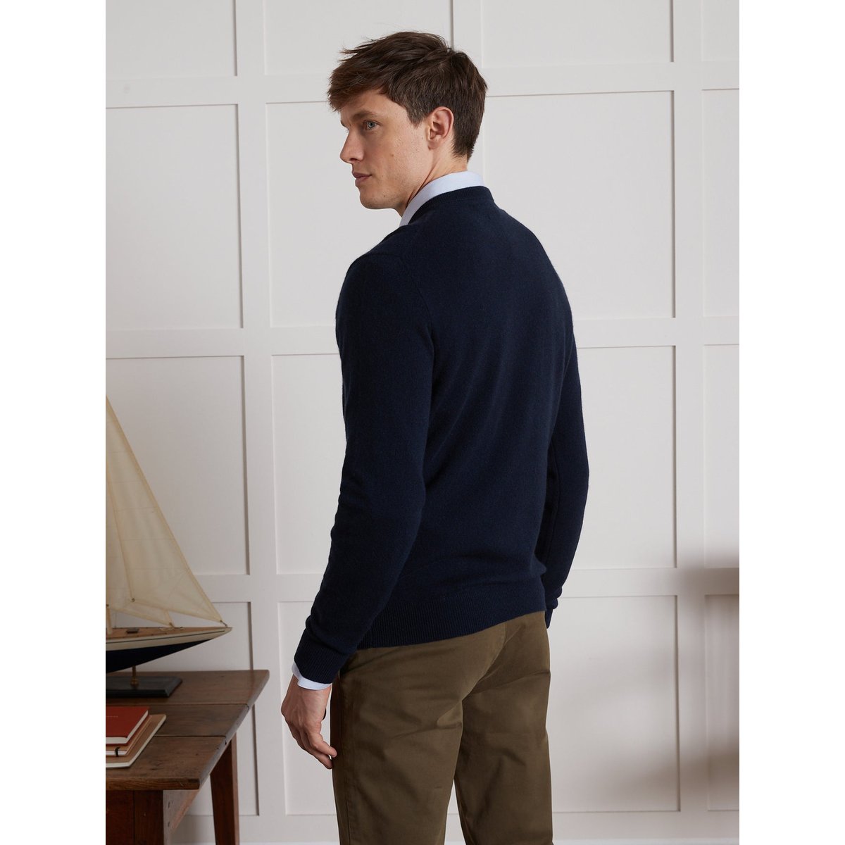 Pull col V  - Collection Cachemire marine, CYRILLUS