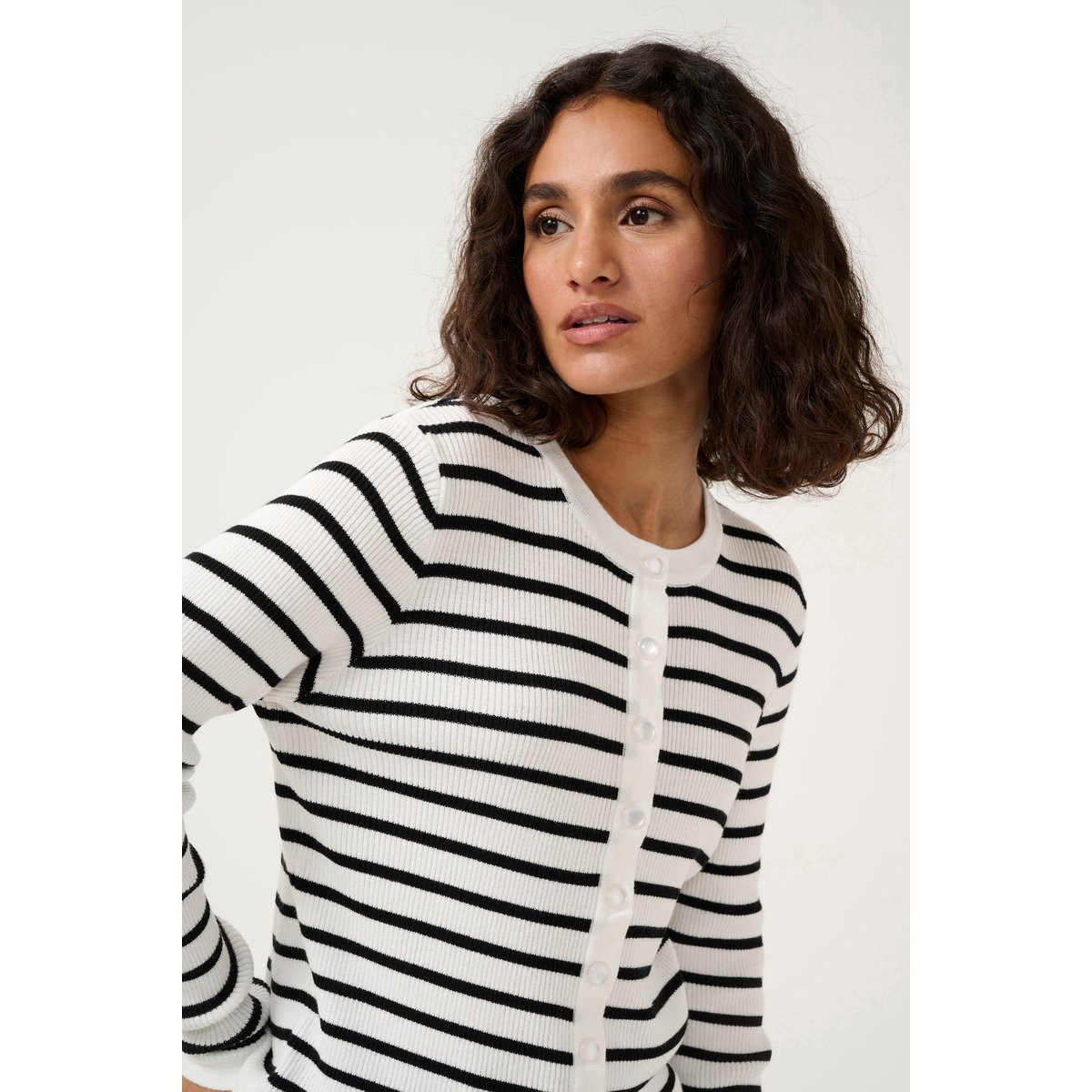 Knitted cardigan blanc/noir rayures, KAFFE