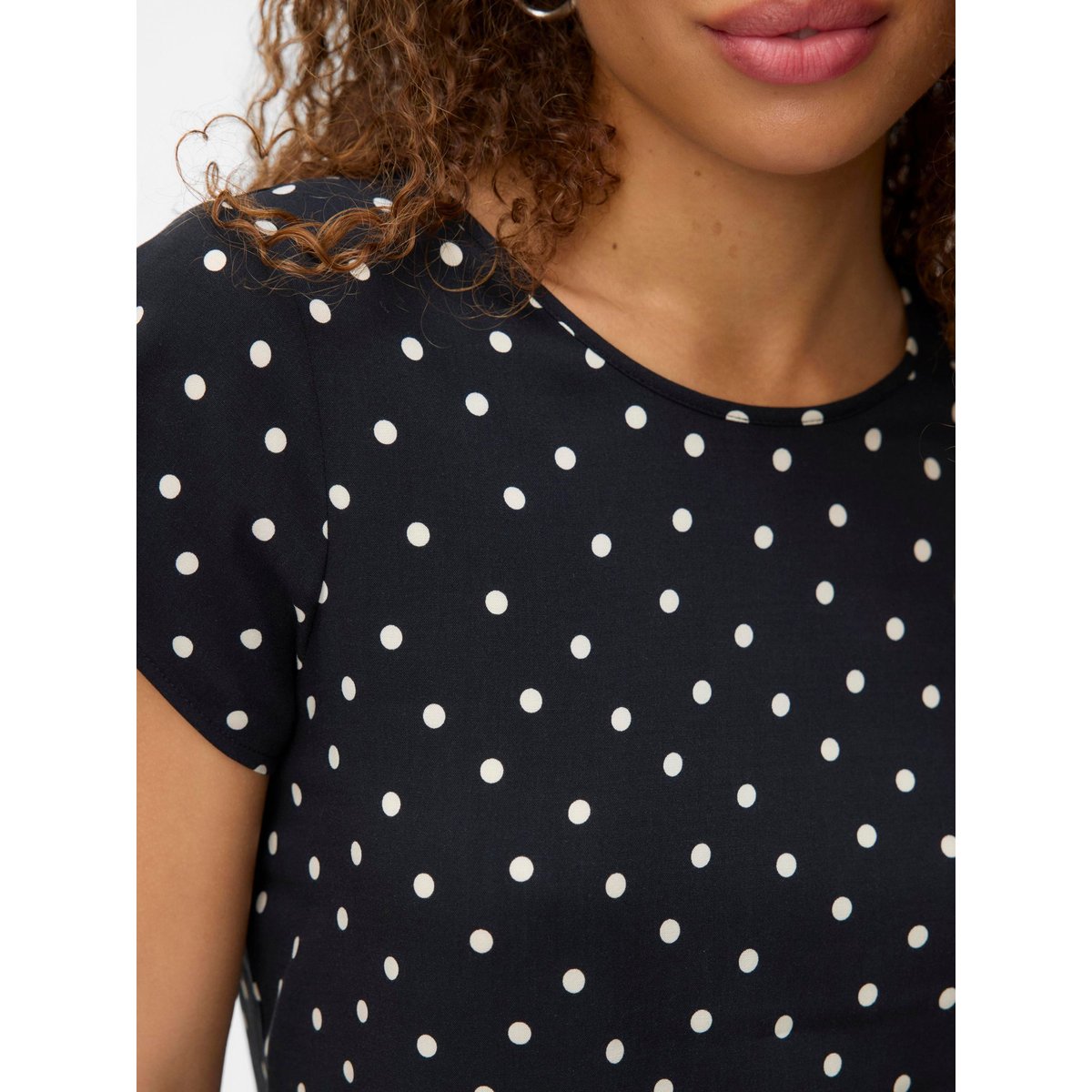 Top black 1, VERO MODA