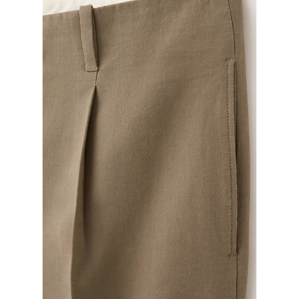 Pantalon regular-fit pinces kaki, MANGO MAN