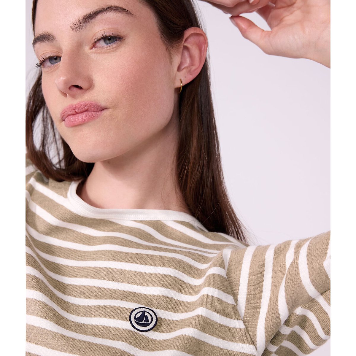 Camiseta a rayas, manga larga beige/blanco, PETIT BATEAU