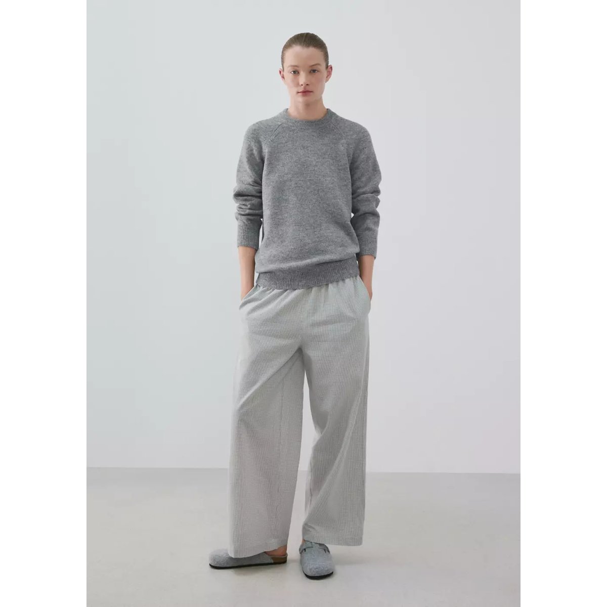 Pull en maille à col rond gris, MANGO