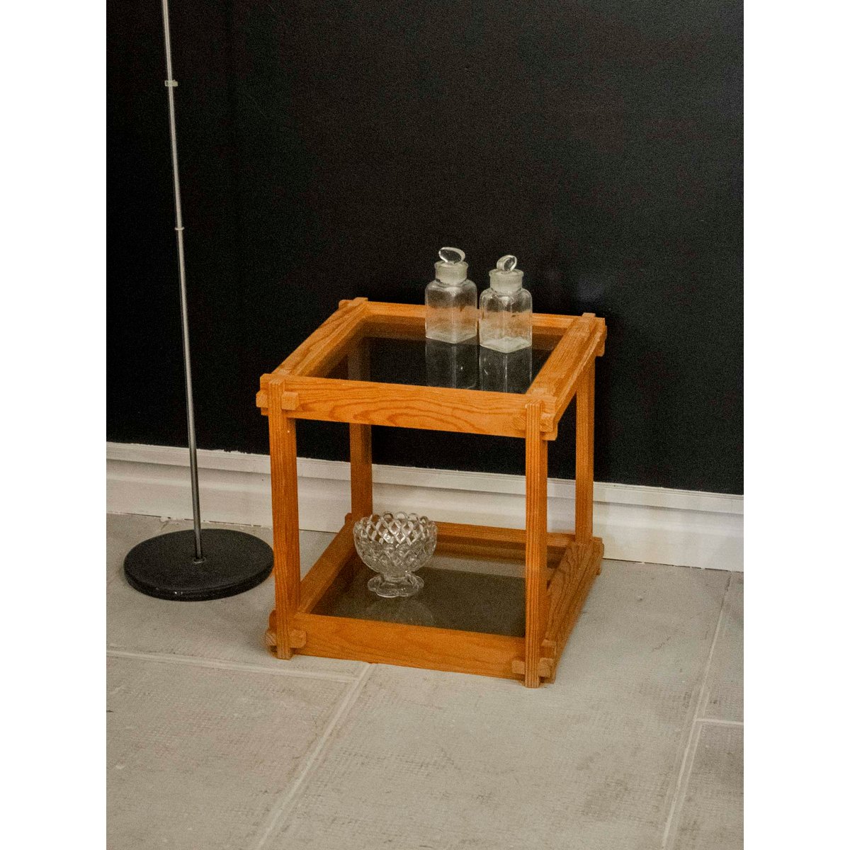 Table basse au style japonais Donna N°1076 - Bon état bois clair, DEBONGOUT