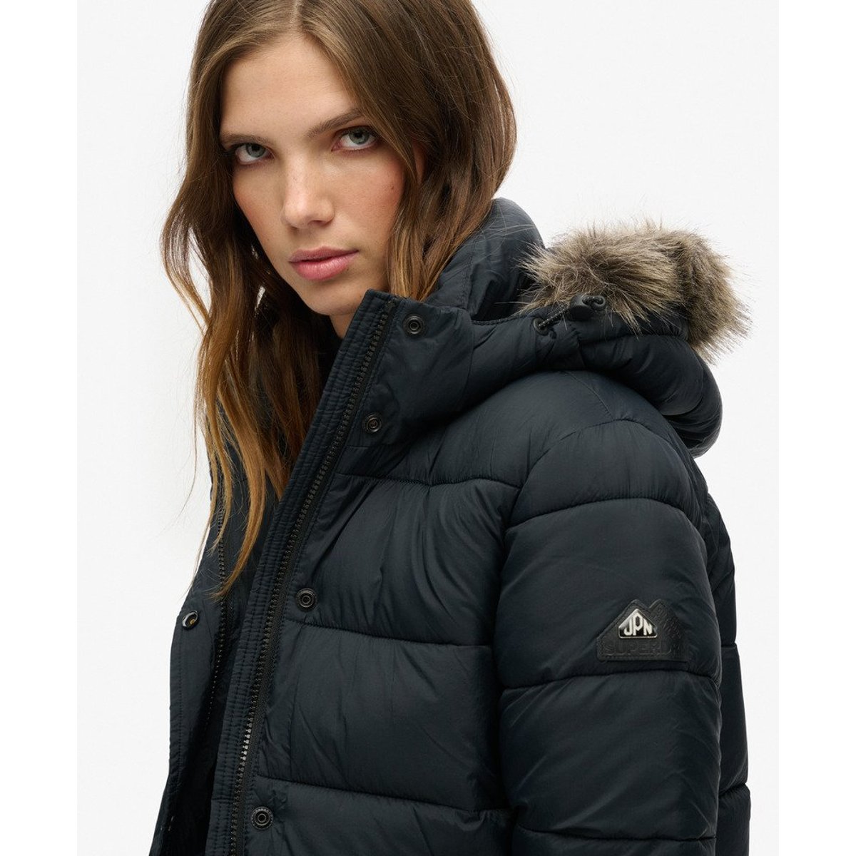 Veste courte à capuche mi- épaisse noir de jais, SUPERDRY
