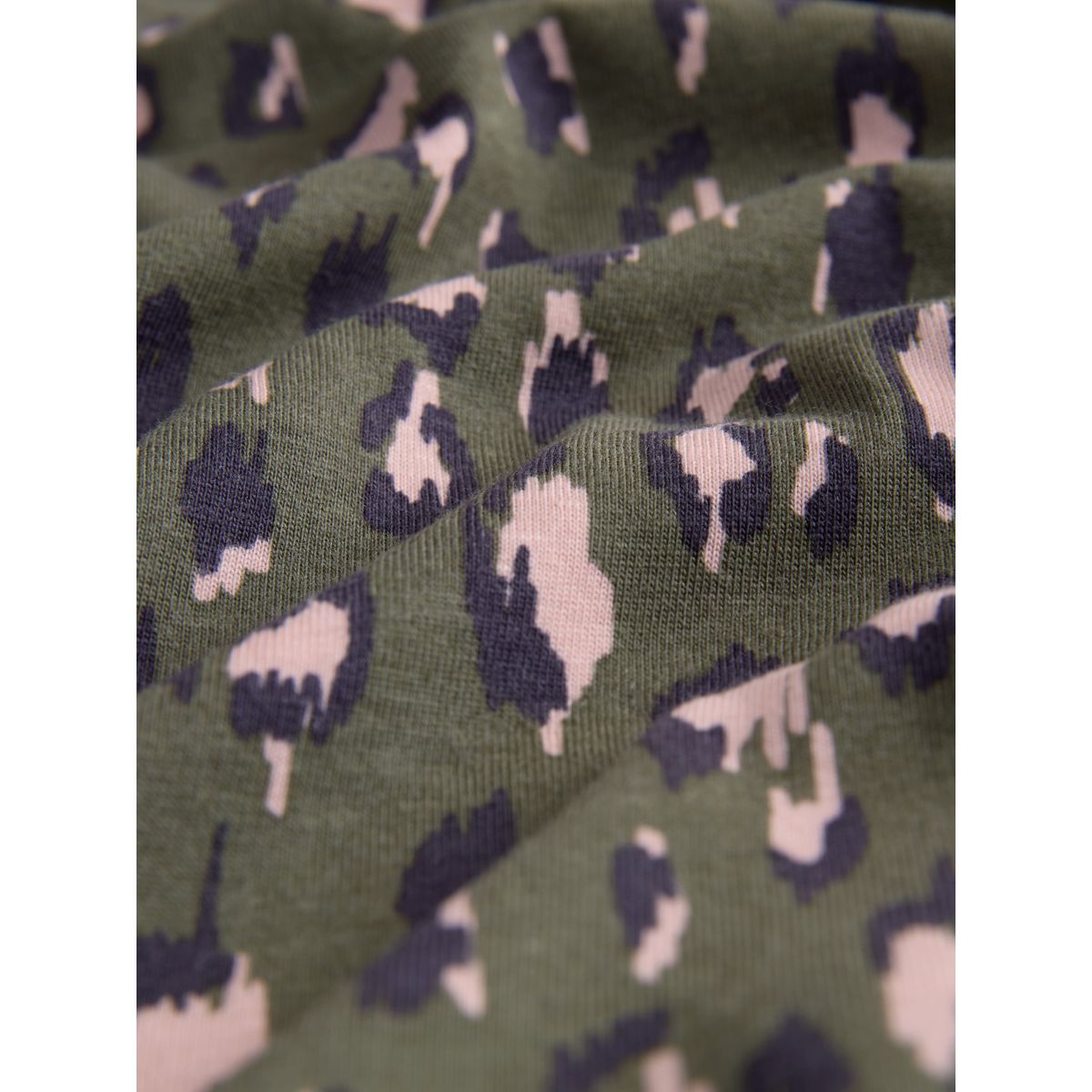 T-shirt col v à manches longues, lot de 3 vert kaki imprimé animal, NEXT