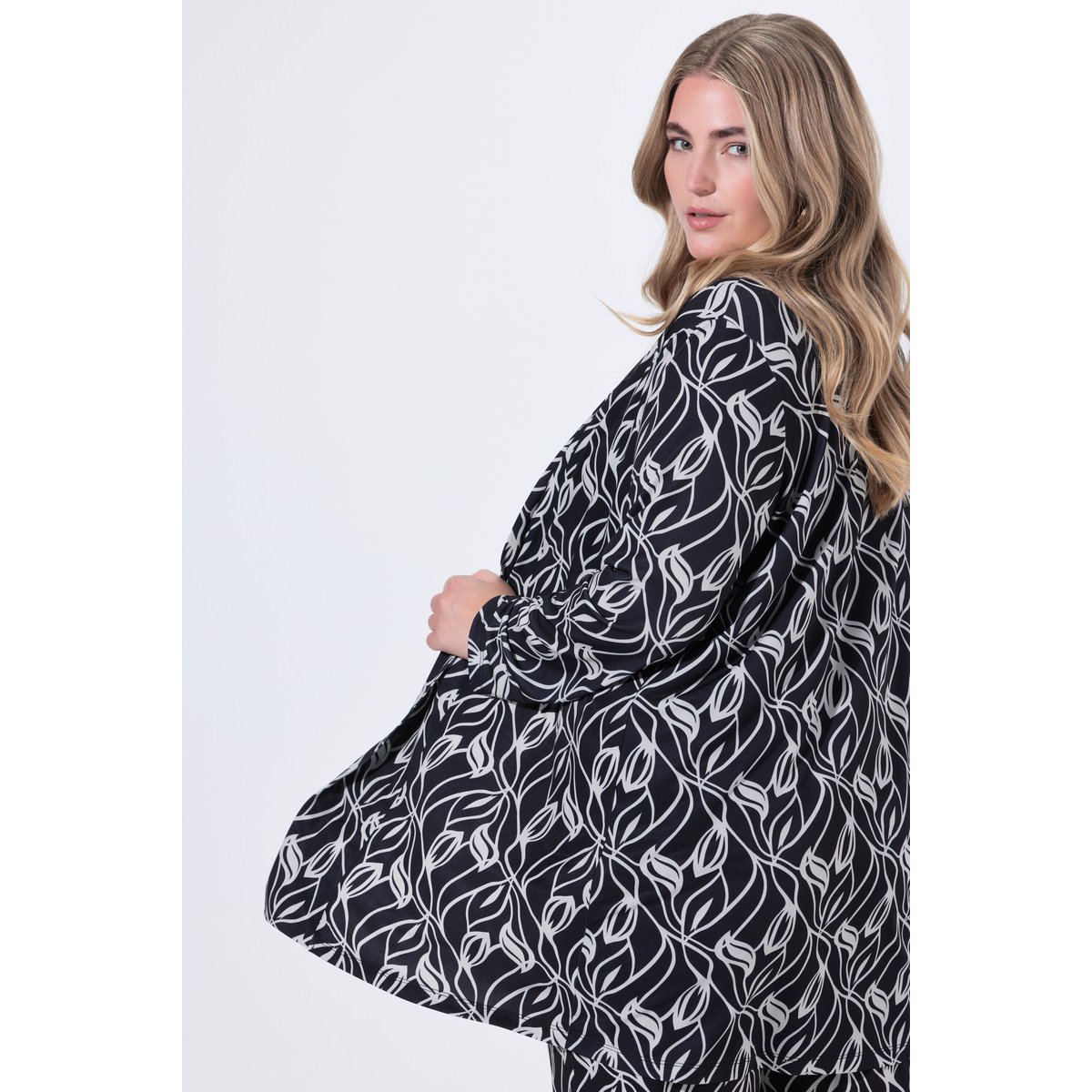 Veste en jersey à col châle, coupe évasée noir, ULLA POPKEN