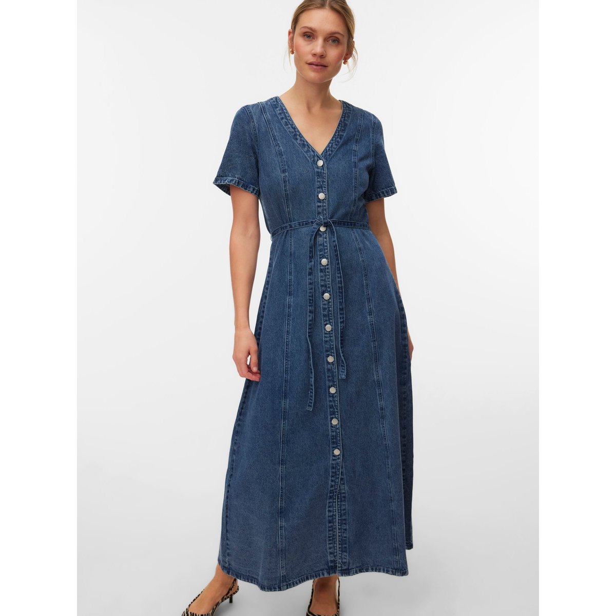Robe En Denim medium blue denim, VERO MODA