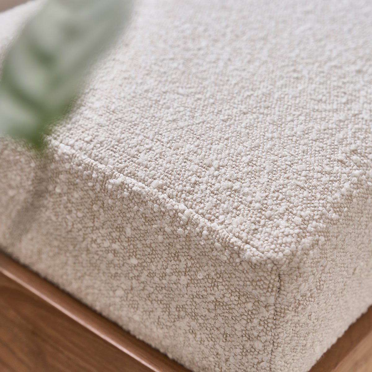 Banc en bois de teck et tissu bouclette 100 cm THÉODORE naturel, BERAH GETAH