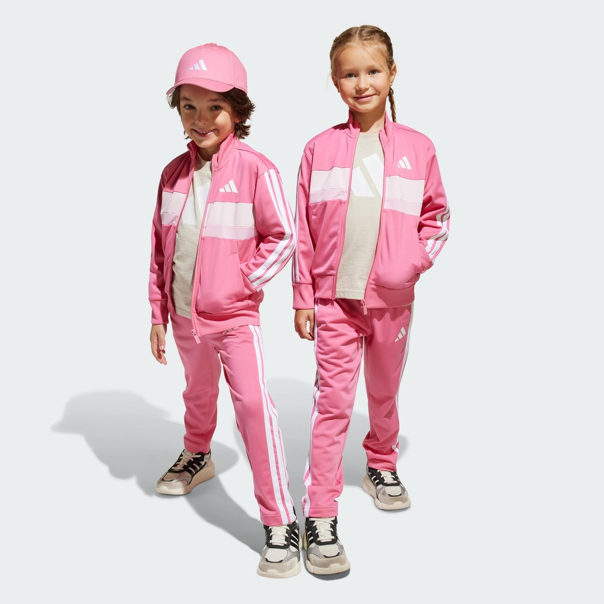 Survêtement Maille 3 Bandes Seasonal Essentials Tiberio Enfants Survêtement Maille 3 Bandes Seasonal Essentials Tiberio Enfants pink fusion / white / clear pink, ADIDAS SPORTSWEAR