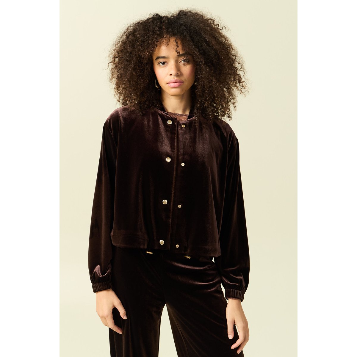 Gilet court droit en velours doublé marron foncé, BONOBO
