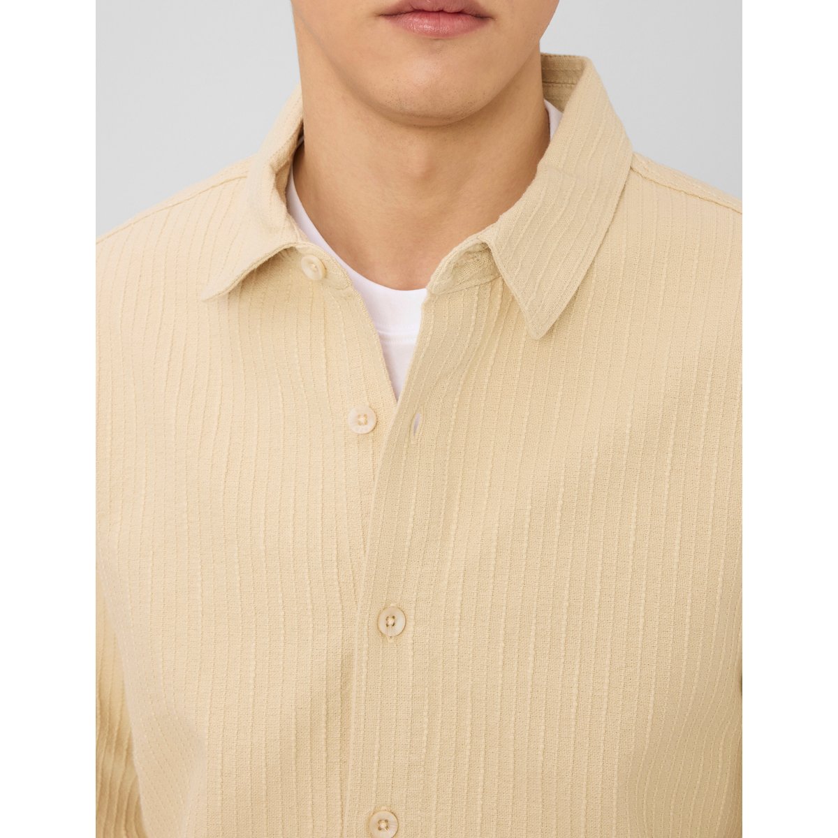 Surchemise reliéfée blanc cassé, BZB