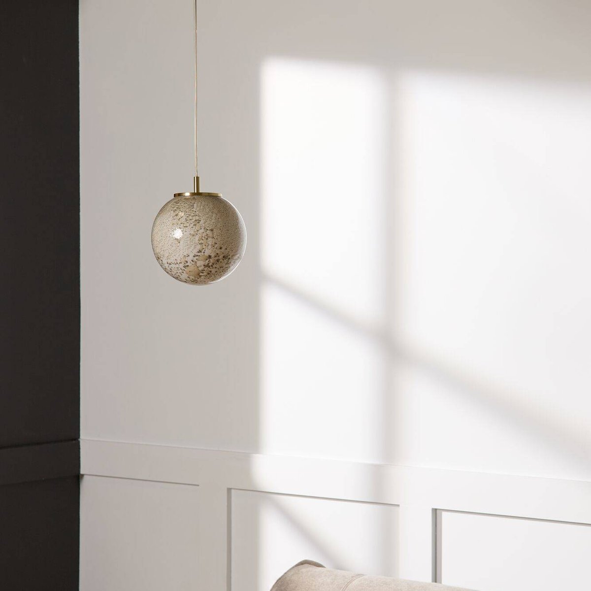 Suspension ronde blanche moucheté en verre soufflé - COLLINE blanc, CAMIF
