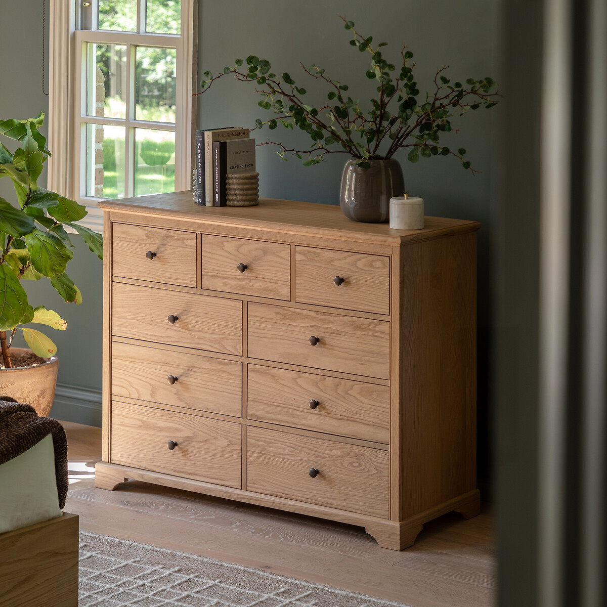Harriet Oak 9 Drawer Chest light oak wood, SO'HOME