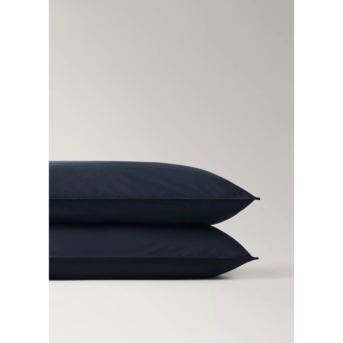 Taie d'oreiller 100 % coton popeline garment-dyed 50 x 75 cm bleu marine, MANGO HOME