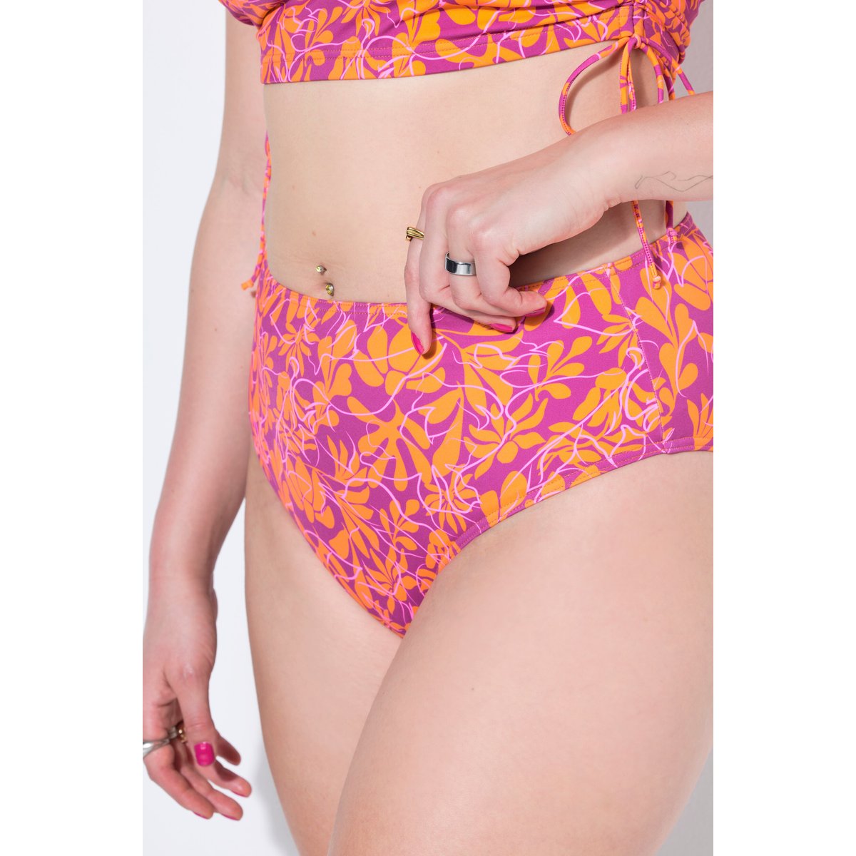 Bas de bikini, imprimé fleurs néon orange, STUDIO UNTOLD