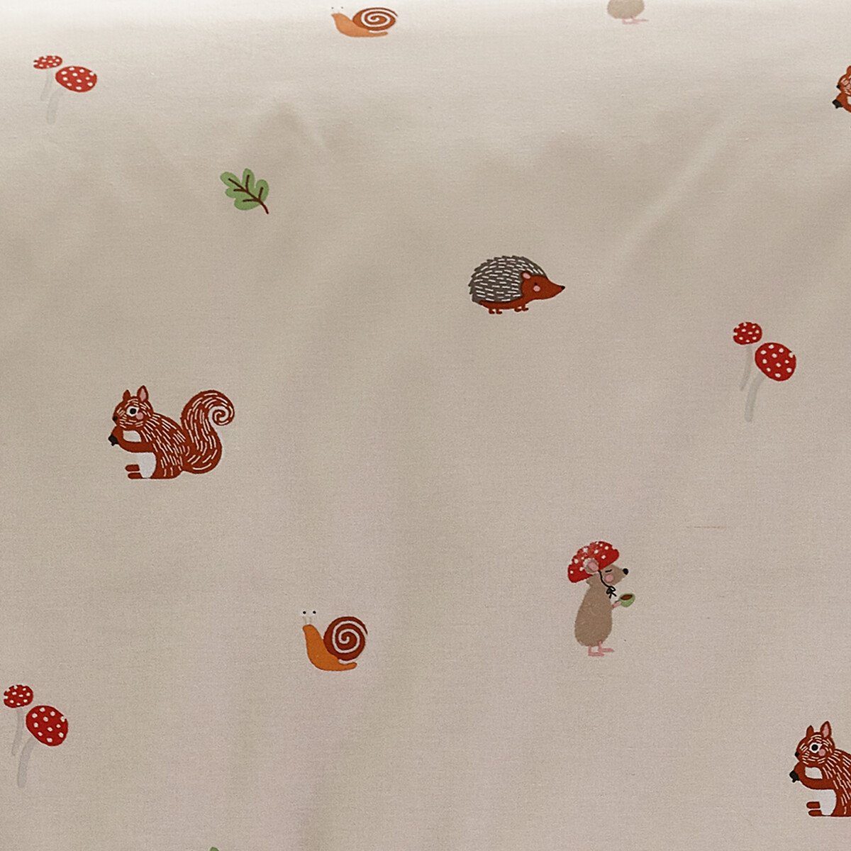 Fox and Woodland Friends Fitted Sheet cream, CATHERINE LANSFIELD