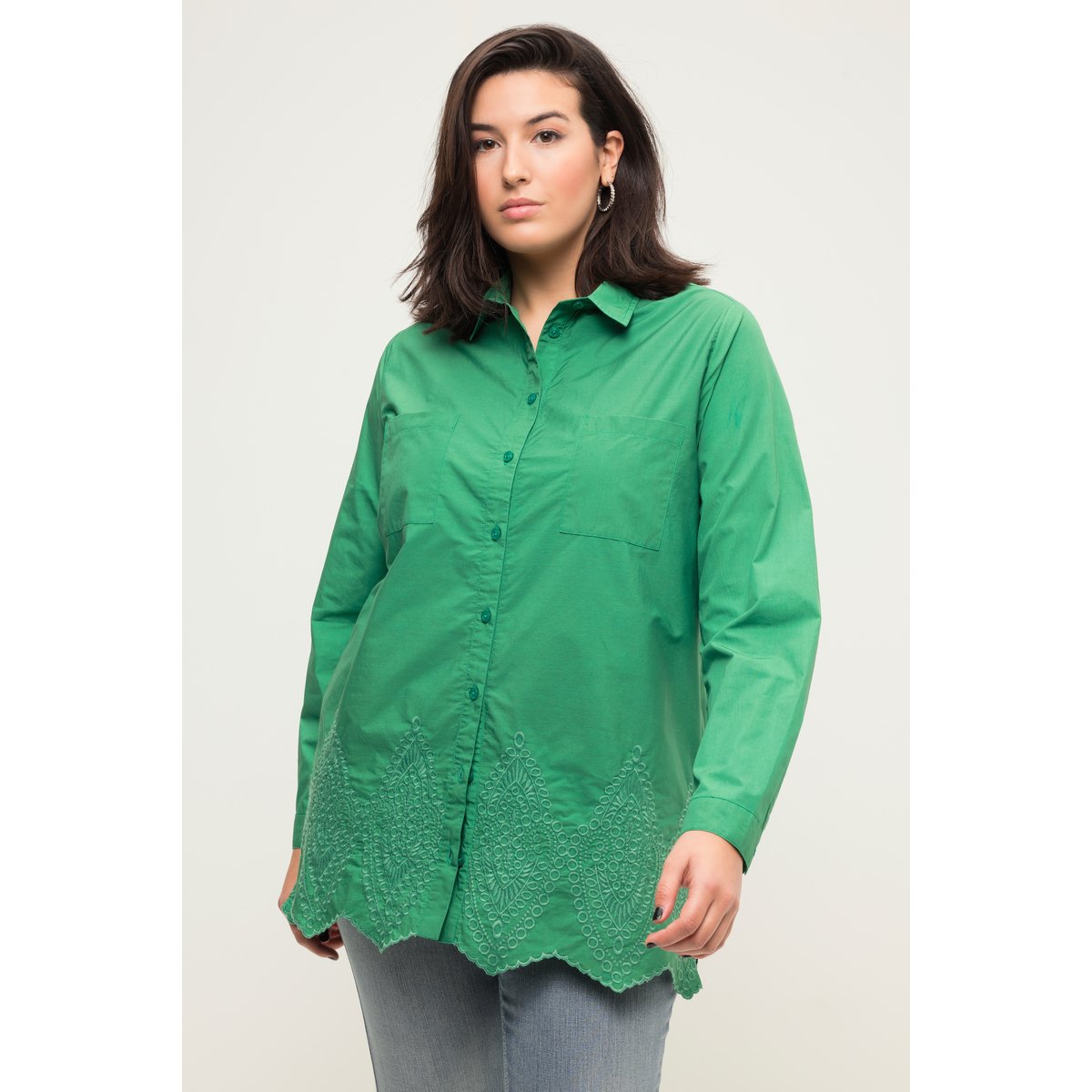 Chemisier oversized avec broderie sur la menthe verte, STUDIO UNTOLD