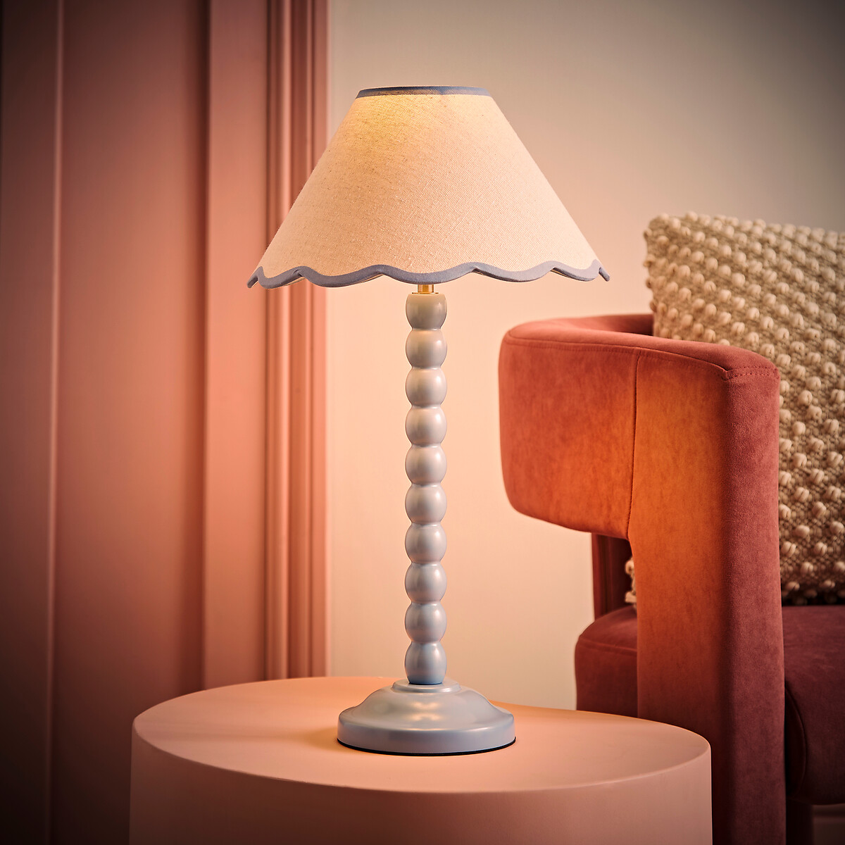 Bobbie Painted Bobbin Table Lamp with Scallop Shade blue, SO'HOME