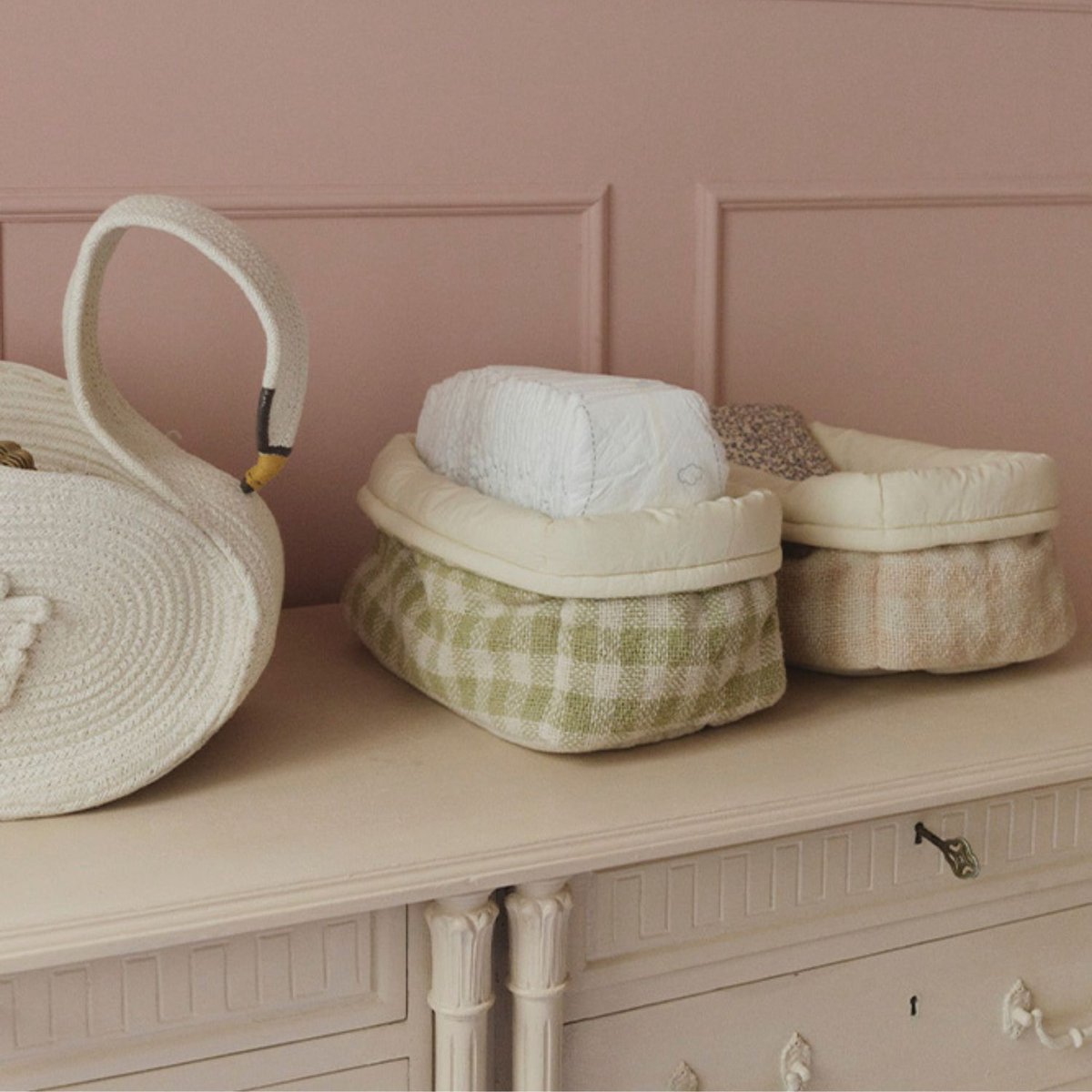 Panier matelassé SWAN LAKE matcha, naturel, LORENA CANALS