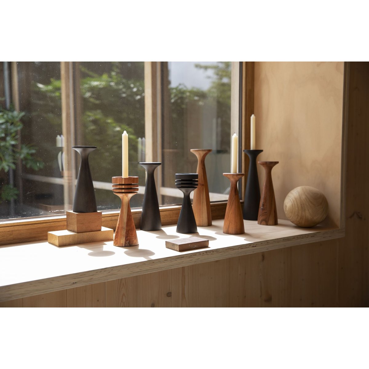 Bougeoir & Chandelle en bois, FLAMES bois, ZUIVER