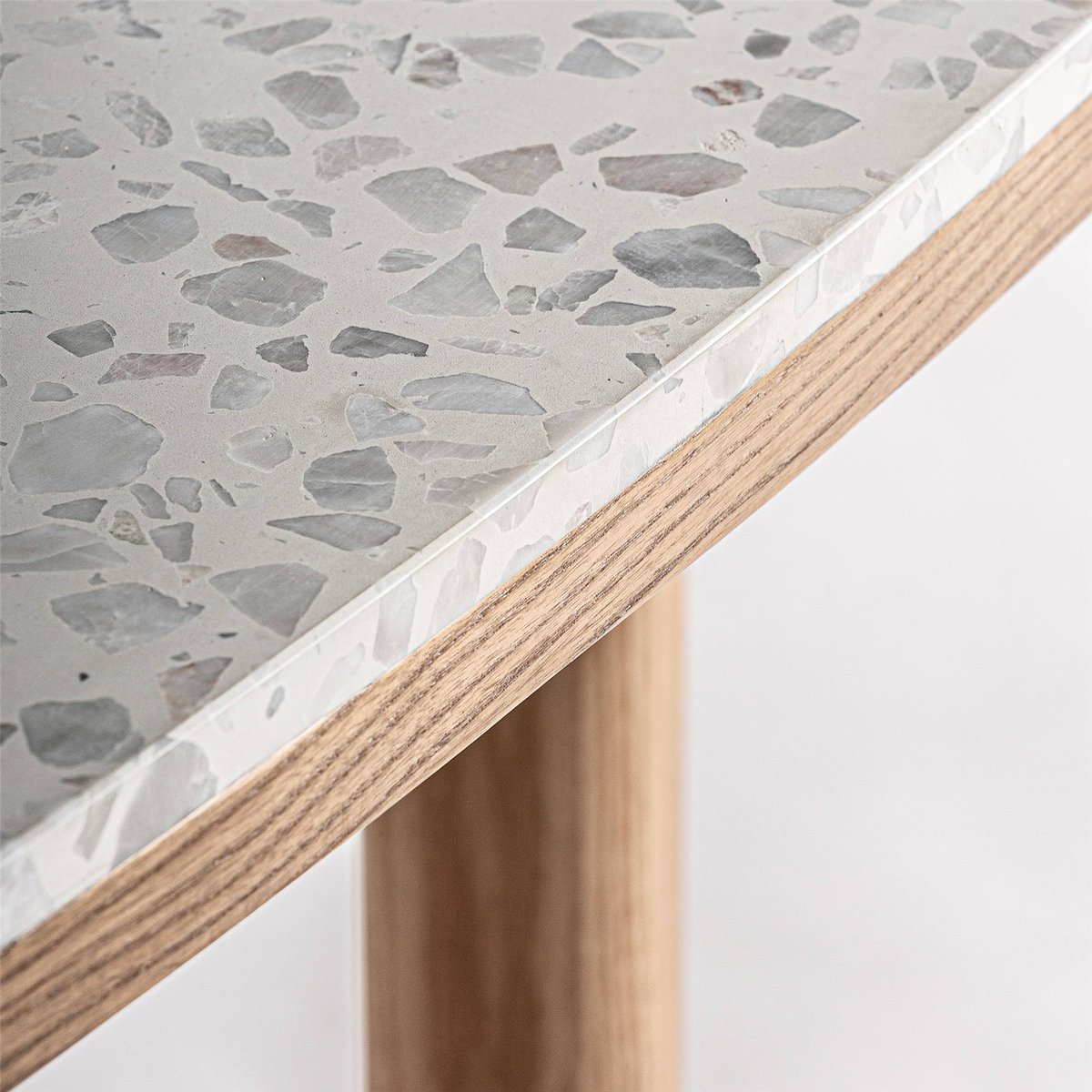 Table de bar en terrazzo style art déco blanc terrazzo effet marbré, RECOLLECTION