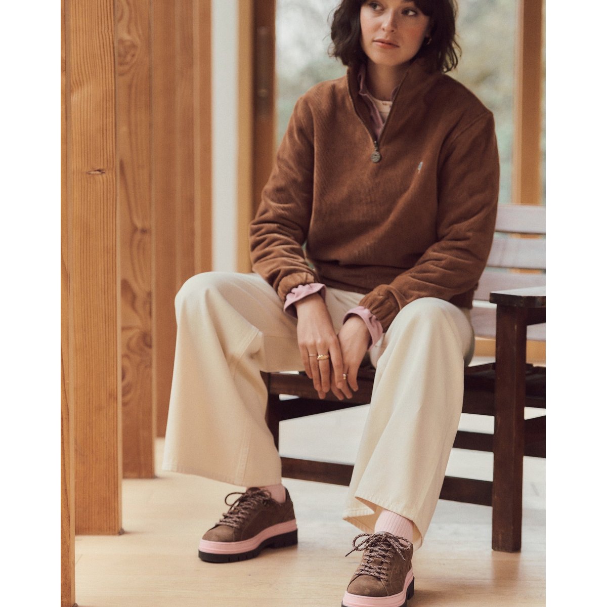 Chaussures basses en suède taupe, FAGUO