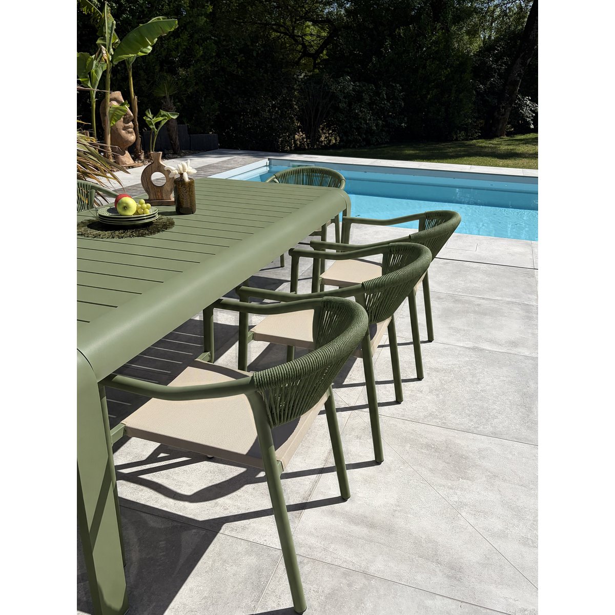 Ensemble repas de jardin en aluminium 8 places HANOI vert olive, DCB GARDEN