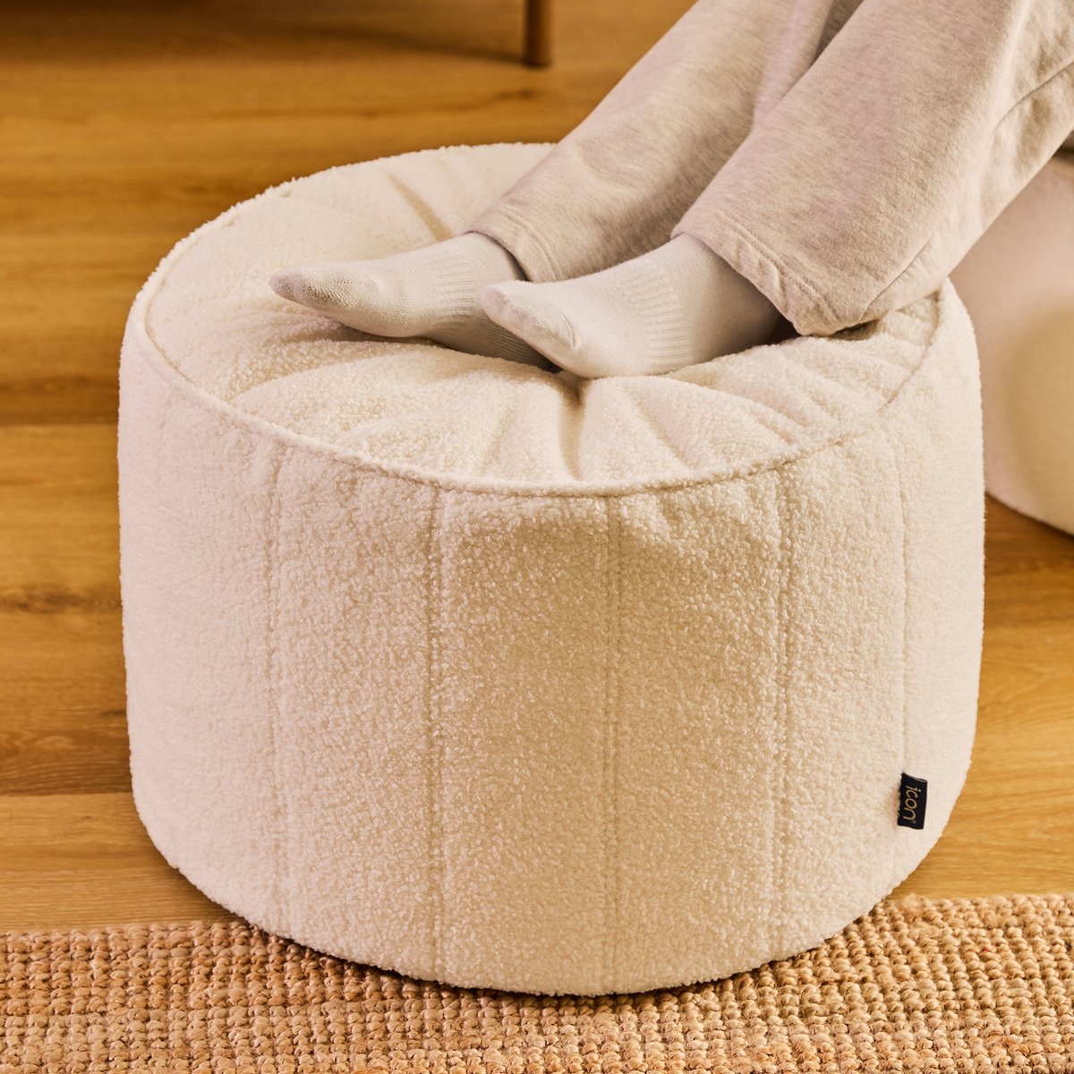 Pouf repose-pieds rond en bouclette Oeko-Tex® - MILANO ivoire, ICON