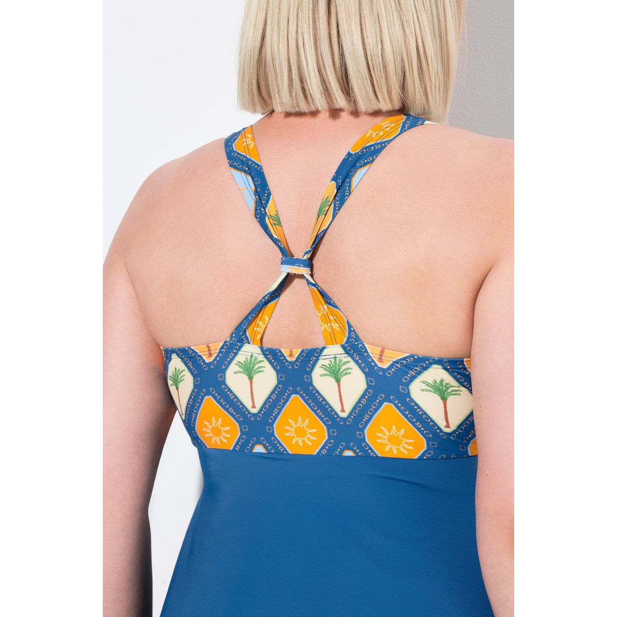 Robe de bain à bonnets souples. Bretelles baleine bleu, ULLA POPKEN